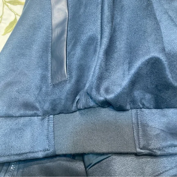 F Collections Jacket - Picture 16 of 16